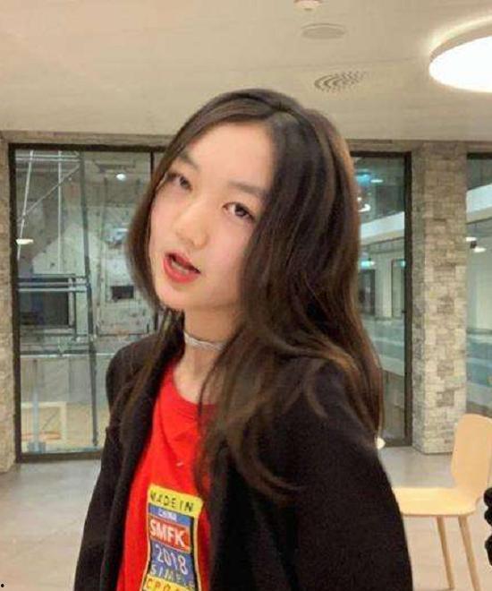 普通女孩生活照12岁,12岁普通女孩的生活瞬间